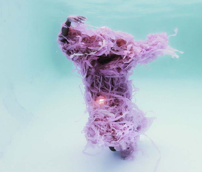 MansAmo, Sanzarodé, 2025 (Détail). Tirage pigmentaire sur papier- Bright White — Hahnemühle 310 g — 100 × 100 cm © MansAmo / Galerie Robert Vallois